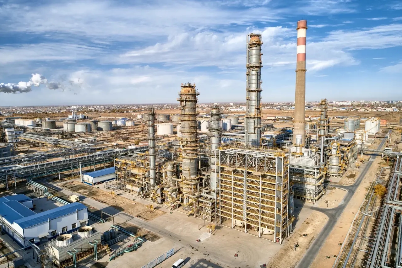 Атырауский НПЗ. Фото: «КазМунайГаз»