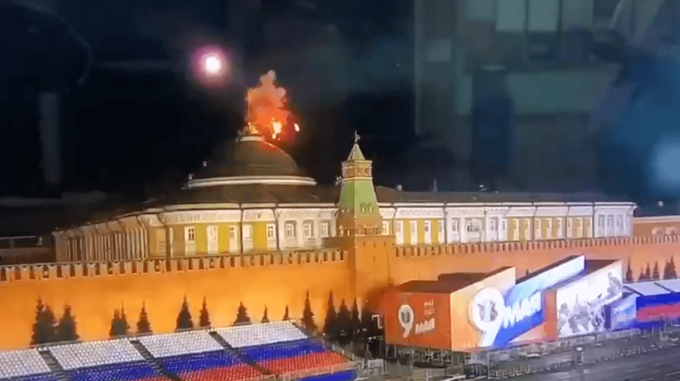 «Может, теперь начнется по-настоящему?» Как Z-сообщество отреагировало на взрывы в районе Кремля