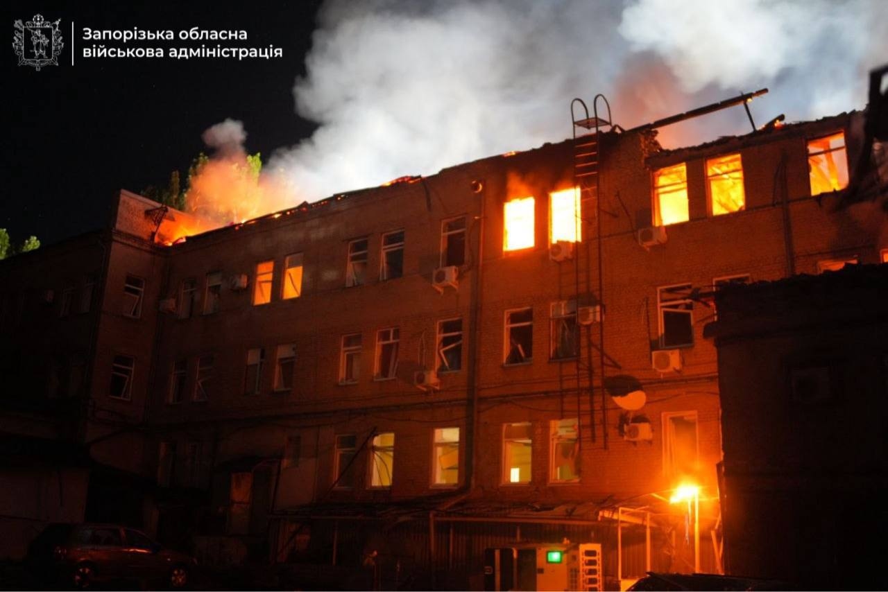 Последствия российского налета на Запорожье в ночь на 17 июня 2026 года