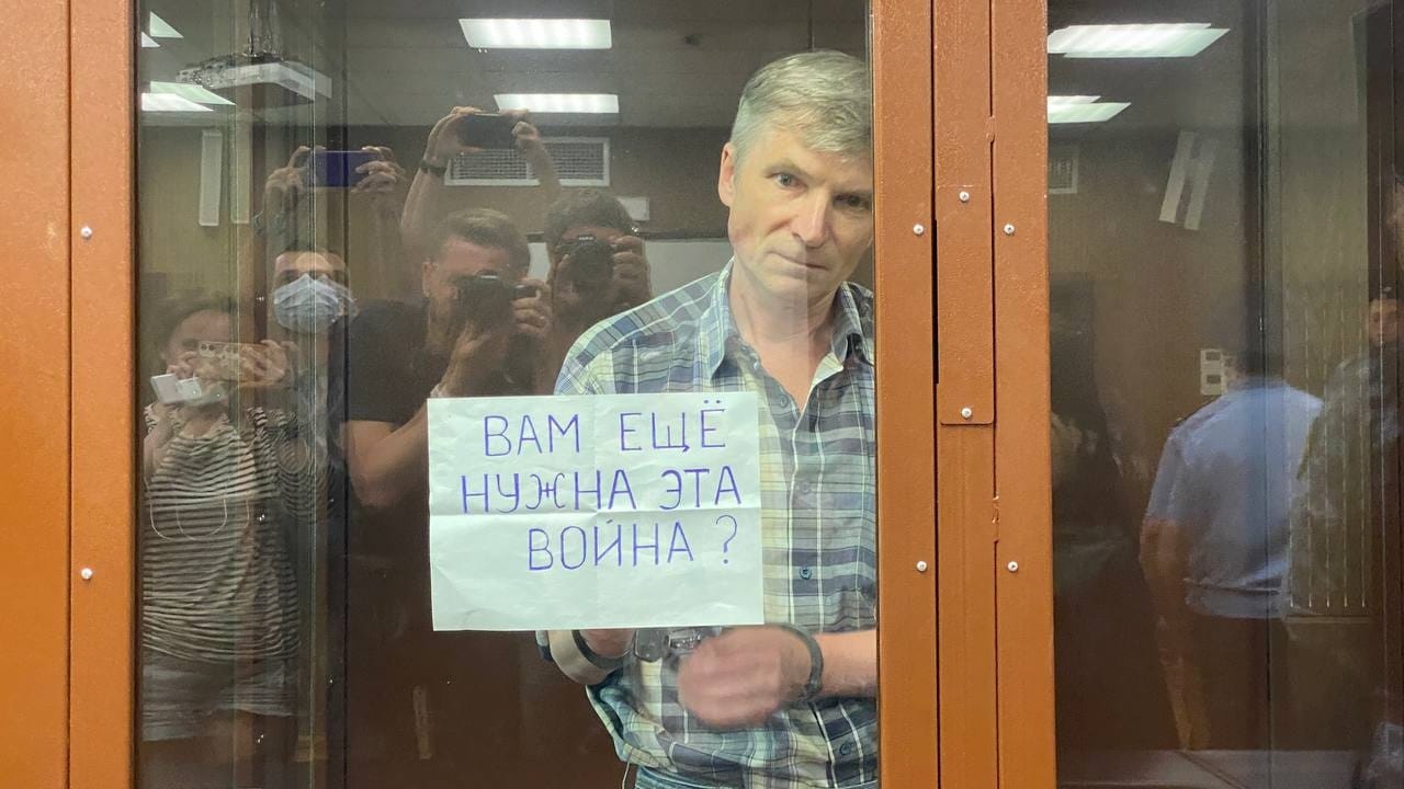 Апелляция по делу Алексея Горинова, осужденного на 7 лет за военные «фейки», пройдет в закрытом режиме